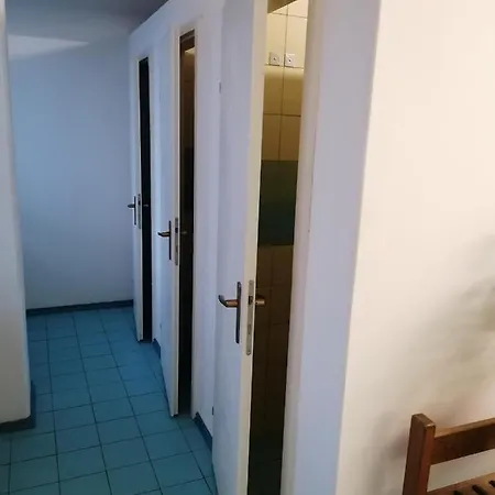 Sanabor Hostel *